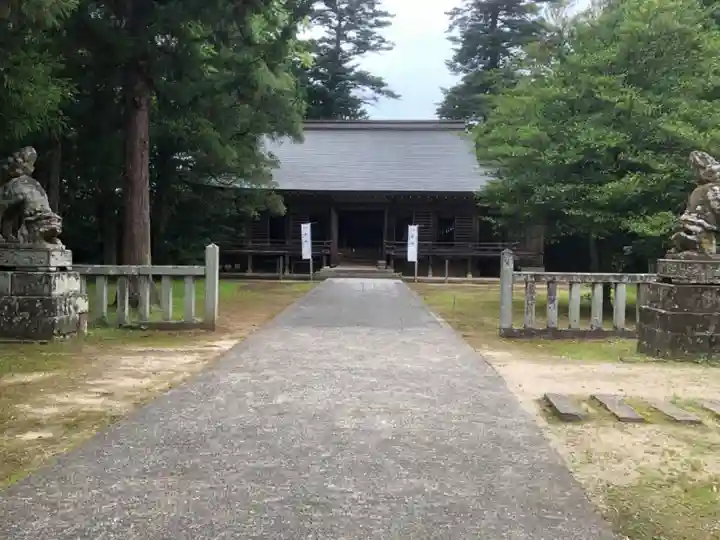 倭文神社の本殿・本堂