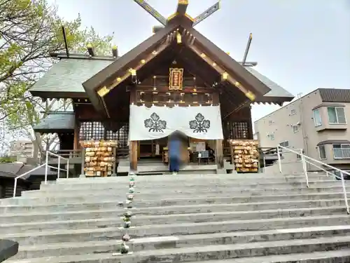 札幌諏訪神社の本殿・本堂