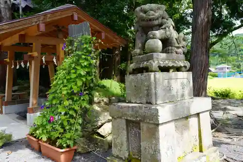 高司神社〜むすびの神の鎮まる社〜の狛犬