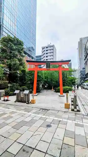 福徳神社（芽吹稲荷）の鳥居