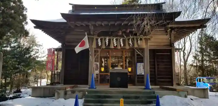 亀岡八幡宮の本殿・本堂