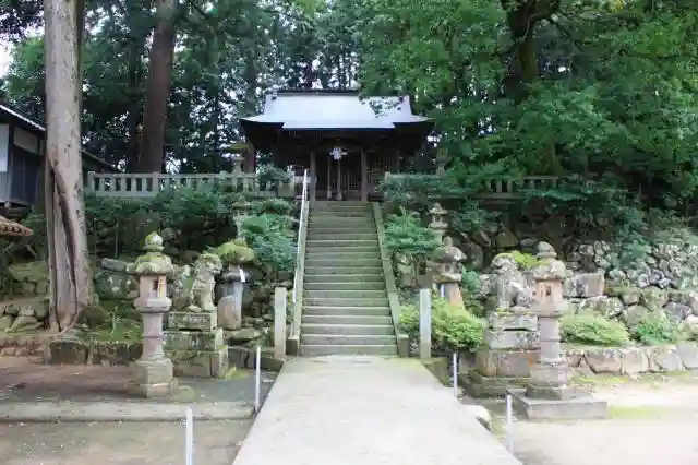 関神社の建物その他