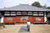 高蔵寺の本殿・本堂