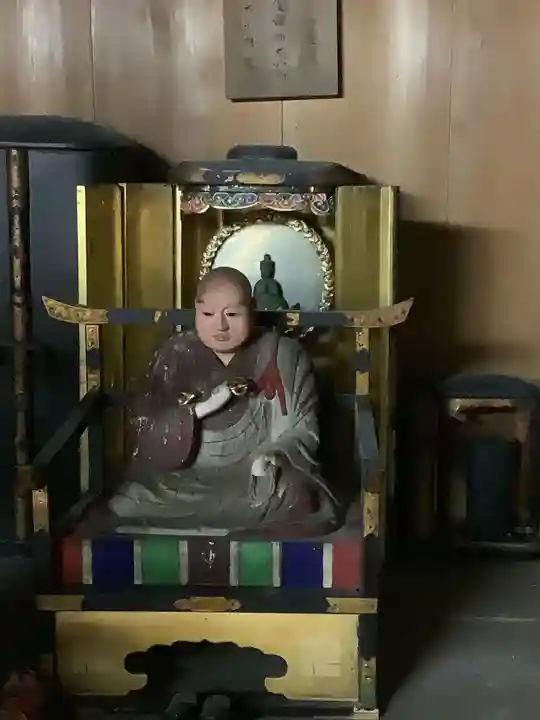 聖寳寺の像