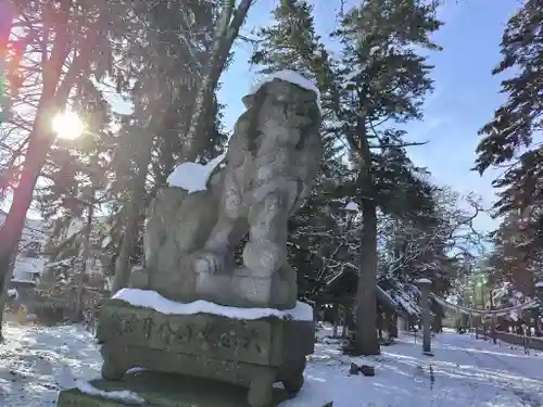 東川神社の狛犬