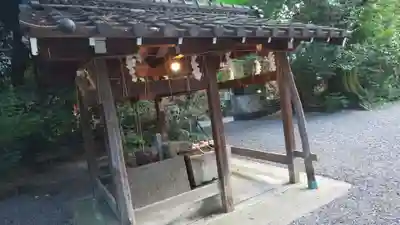 西四条斎宮 西院野々宮神社(春日神社御旅所)の手水舎