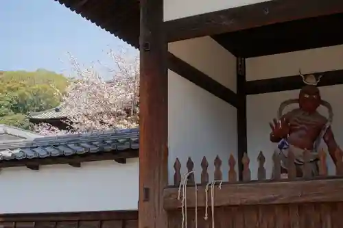 國前寺の像