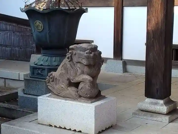 静勝寺の狛犬