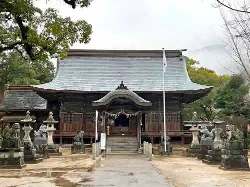 與止日女神社の本殿