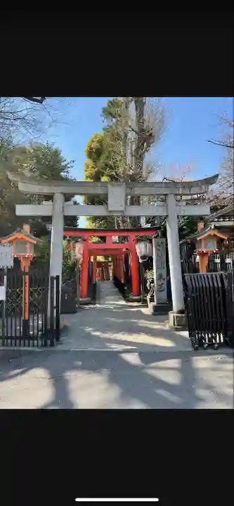 花園稲荷神社の鳥居