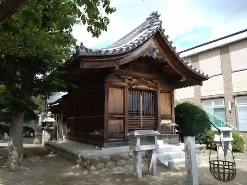 一本木社（新開町）の本殿・本堂