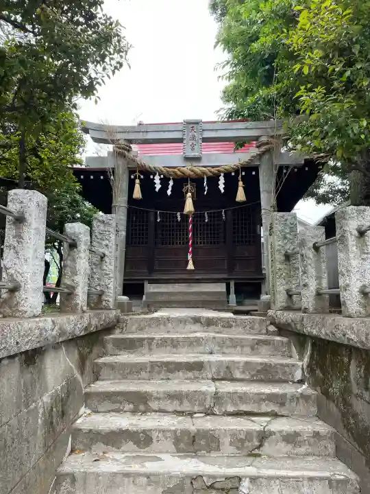 東根北野神社の{uncategorized: "未分類", other: "その他", undefined: "問題あり", building: "その他建物", grave: "お墓", sacred_gate: "鳥居", guardian: "狛犬", statue: "像", buddha: "仏像", history: "歴史", nature: "自然", garden: "庭園", animal: "動物", pagoda: "塔", temizu: "手水舎", mountain_gate: "山門・神門", sanctuary: "本殿・本堂", subordinate: "末社・摂社", art: "芸術", scenery: "景色", jizo: "地蔵", ema: "絵馬", goshuin: "御朱印", omikuji: "おみくじ", items: "授与品その他", amulet: "お守り", goshuincho: "御朱印帳", eats: "食事", festival: "お祭り", votive_dance: "神楽", shichigosan: "七五三参", wedding: "結婚式", experience: "体験その他", initially: "初詣", around: "周辺", anti_infection: "感染症対策"}