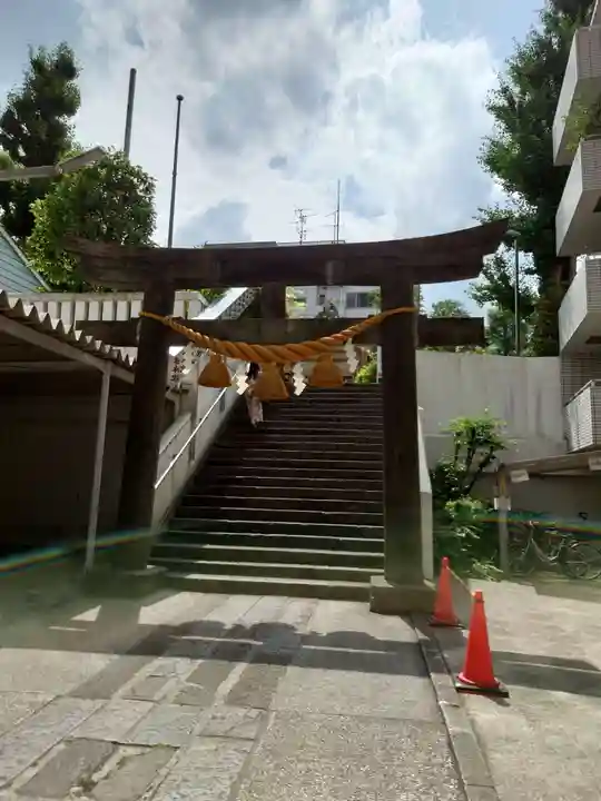 高輪神社の鳥居