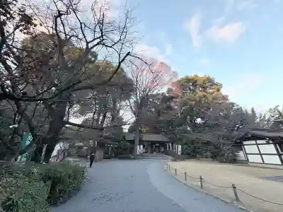 阿佐ヶ谷神明宮の{uncategorized: "未分類", other: "その他", undefined: "問題あり", building: "その他建物", grave: "お墓", sacred_gate: "鳥居", guardian: "狛犬", statue: "像", buddha: "仏像", history: "歴史", nature: "自然", garden: "庭園", animal: "動物", pagoda: "塔", temizu: "手水舎", mountain_gate: "山門・神門", sanctuary: "本殿・本堂", subordinate: "末社・摂社", art: "芸術", scenery: "景色", jizo: "地蔵", ema: "絵馬", goshuin: "御朱印", omikuji: "おみくじ", items: "授与品その他", amulet: "お守り", goshuincho: "御朱印帳", eats: "食事", festival: "お祭り", votive_dance: "神楽", shichigosan: "七五三参", wedding: "結婚式", experience: "体験その他", initially: "初詣", around: "周辺", anti_infection: "感染症対策"}