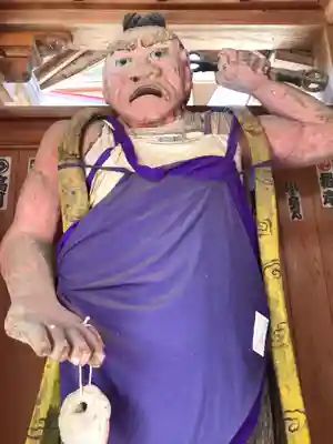 弘誓山 養泉寺の像