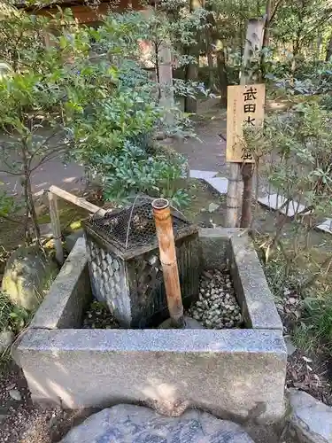 武田神社の庭園