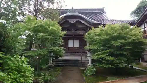 全性寺の本殿