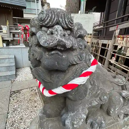 高円寺氷川神社の狛犬