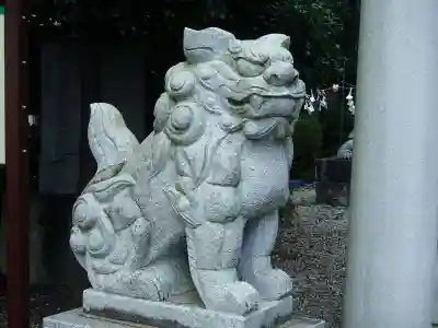 磐裂根裂神社の狛犬