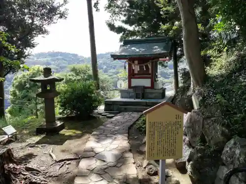 伊豆山神社の末社