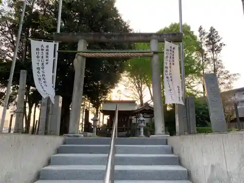 辰巳台神社の鳥居