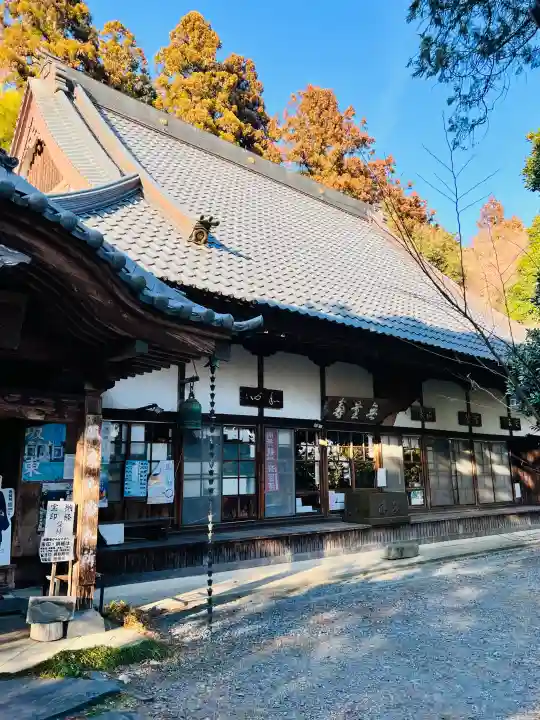 慈光寺の{uncategorized: "未分類", other: "その他", undefined: "問題あり", building: "その他建物", grave: "お墓", sacred_gate: "鳥居", guardian: "狛犬", statue: "像", buddha: "仏像", history: "歴史", nature: "自然", garden: "庭園", animal: "動物", pagoda: "塔", temizu: "手水舎", mountain_gate: "山門・神門", sanctuary: "本殿・本堂", subordinate: "末社・摂社", art: "芸術", scenery: "景色", jizo: "地蔵", ema: "絵馬", goshuin: "御朱印", omikuji: "おみくじ", items: "授与品その他", amulet: "お守り", goshuincho: "御朱印帳", eats: "食事", festival: "お祭り", votive_dance: "神楽", shichigosan: "七五三参", wedding: "結婚式", experience: "体験その他", initially: "初詣", around: "周辺", anti_infection: "感染症対策"}