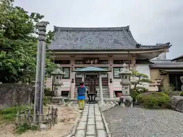 明照寺の本殿・本堂