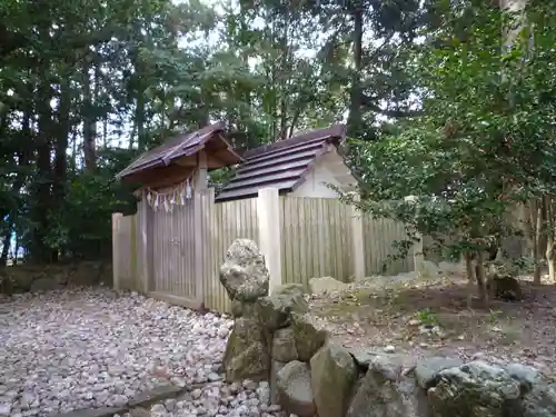 久志本社の本殿・本堂