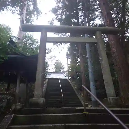 稲田神社の鳥居