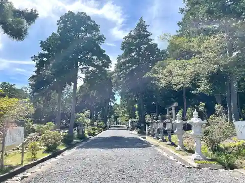 伊奈冨神社の建物その他