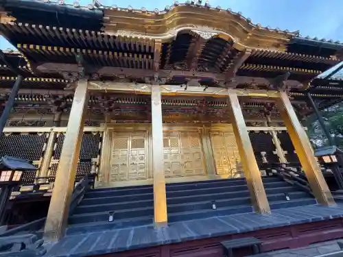 上野東照宮の{uncategorized: "未分類", other: "その他", undefined: "問題あり", building: "その他建物", grave: "お墓", sacred_gate: "鳥居", guardian: "狛犬", statue: "像", buddha: "仏像", history: "歴史", nature: "自然", garden: "庭園", animal: "動物", pagoda: "塔", temizu: "手水舎", mountain_gate: "山門・神門", sanctuary: "本殿・本堂", subordinate: "末社・摂社", art: "芸術", scenery: "景色", jizo: "地蔵", ema: "絵馬", goshuin: "御朱印", omikuji: "おみくじ", items: "授与品その他", amulet: "お守り", goshuincho: "御朱印帳", eats: "食事", festival: "お祭り", votive_dance: "神楽", shichigosan: "七五三参", wedding: "結婚式", experience: "体験その他", initially: "初詣", around: "周辺", anti_infection: "感染症対策"}