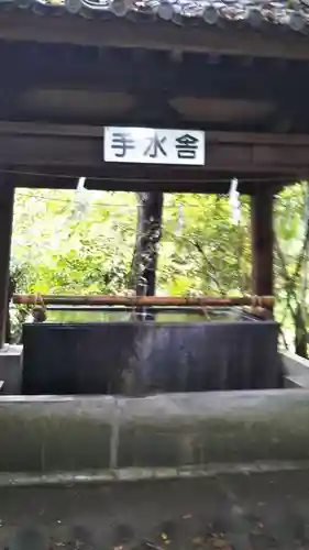 忍　諏訪神社・東照宮　の手水舎