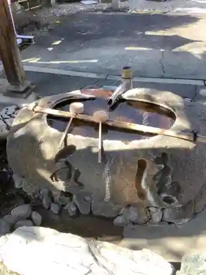 素盞男神社の手水舎