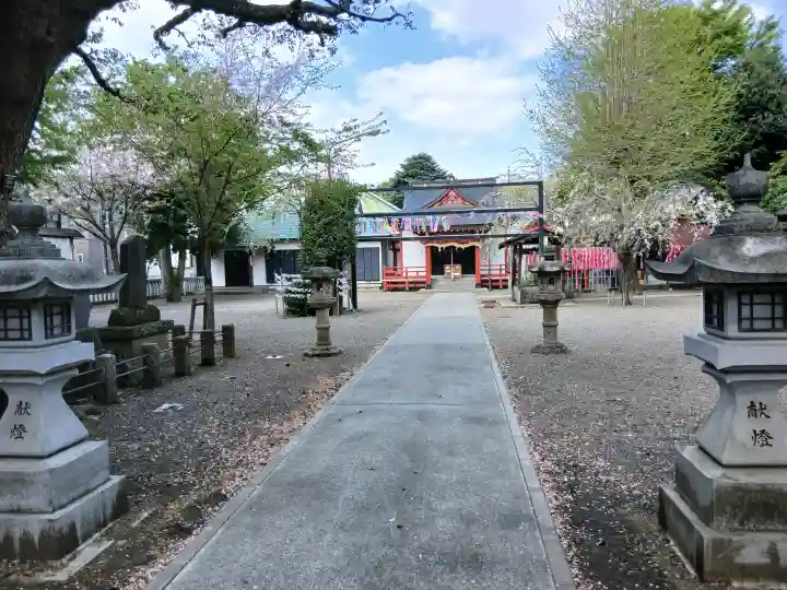 本町南町八幡神社の{uncategorized: "未分類", other: "その他", undefined: "問題あり", building: "その他建物", grave: "お墓", sacred_gate: "鳥居", guardian: "狛犬", statue: "像", buddha: "仏像", history: "歴史", nature: "自然", garden: "庭園", animal: "動物", pagoda: "塔", temizu: "手水舎", mountain_gate: "山門・神門", sanctuary: "本殿・本堂", subordinate: "末社・摂社", art: "芸術", scenery: "景色", jizo: "地蔵", ema: "絵馬", goshuin: "御朱印", omikuji: "おみくじ", items: "授与品その他", amulet: "お守り", goshuincho: "御朱印帳", eats: "食事", festival: "お祭り", votive_dance: "神楽", shichigosan: "七五三参", wedding: "結婚式", experience: "体験その他", initially: "初詣", around: "周辺", anti_infection: "感染症対策"}