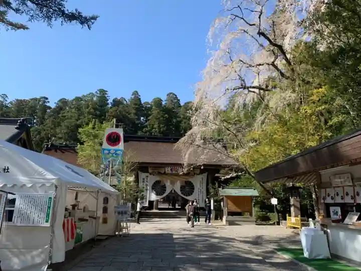 熊野本宮大社の山門・神門