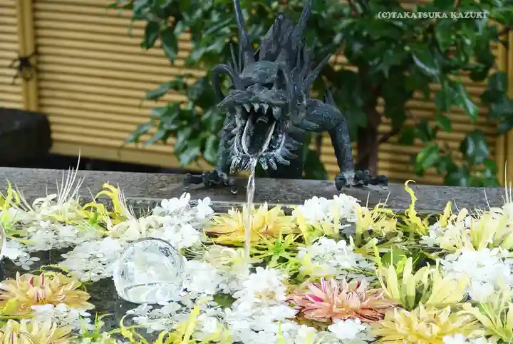 蛇窪神社の手水舎