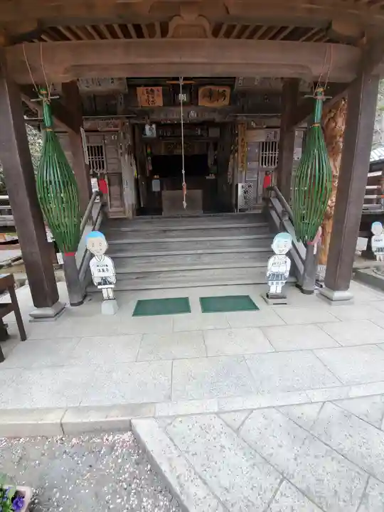 法泉寺の本殿・本堂