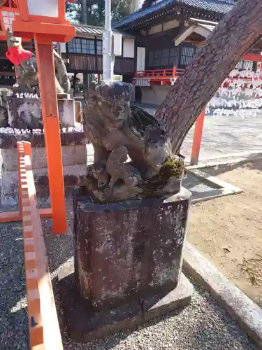 尾曳稲荷神社の狛犬