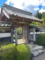 観福寺の山門・神門