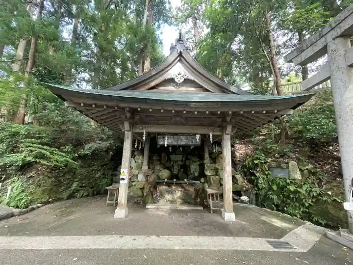 白山比咩神社(石川県)