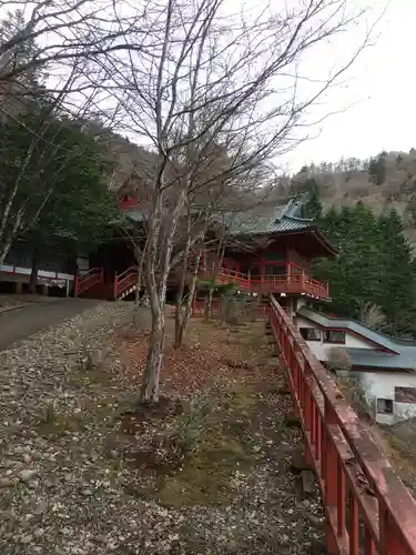 中禅寺の建物その他