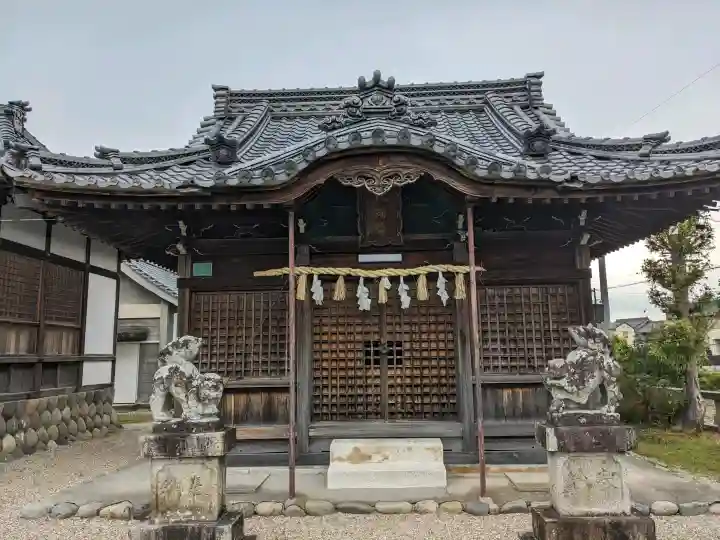 八幡社(西條八幡社)の{uncategorized: "未分類", other: "その他", undefined: "問題あり", building: "その他建物", grave: "お墓", sacred_gate: "鳥居", guardian: "狛犬", statue: "像", buddha: "仏像", history: "歴史", nature: "自然", garden: "庭園", animal: "動物", pagoda: "塔", temizu: "手水舎", mountain_gate: "山門・神門", sanctuary: "本殿・本堂", subordinate: "末社・摂社", art: "芸術", scenery: "景色", jizo: "地蔵", ema: "絵馬", goshuin: "御朱印", omikuji: "おみくじ", items: "授与品その他", amulet: "お守り", goshuincho: "御朱印帳", eats: "食事", festival: "お祭り", votive_dance: "神楽", shichigosan: "七五三参", wedding: "結婚式", experience: "体験その他", initially: "初詣", around: "周辺", anti_infection: "感染症対策"}