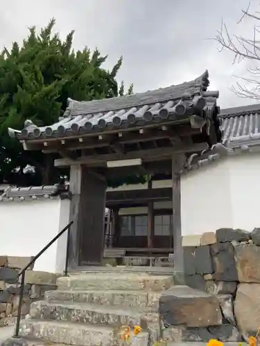 浄運寺の山門