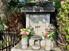 東名荒神社の建物その他