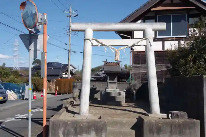 神社(名称不明)の鳥居