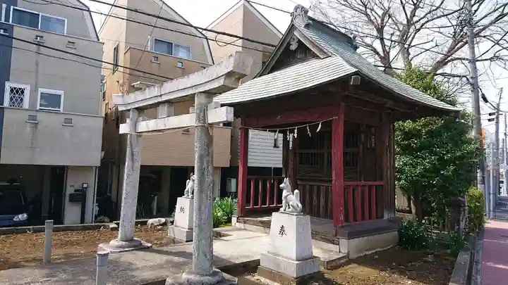 高千穂稲荷神社の本殿・本堂