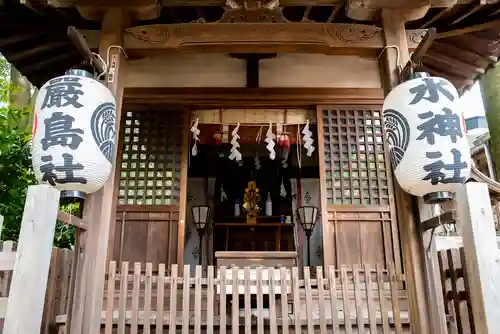 馬橋稲荷神社の末社・摂社