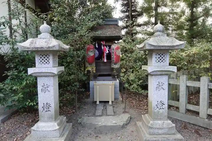 九帝王宮 萱野神社の末社・摂社