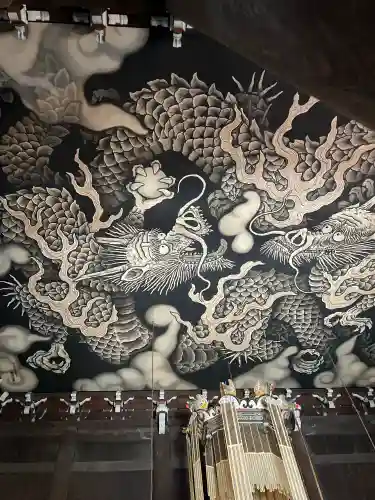 建仁寺（建仁禅寺）の{uncategorized: "未分類", other: "その他", undefined: "問題あり", building: "その他建物", grave: "お墓", sacred_gate: "鳥居", guardian: "狛犬", statue: "像", buddha: "仏像", history: "歴史", nature: "自然", garden: "庭園", animal: "動物", pagoda: "塔", temizu: "手水舎", mountain_gate: "山門・神門", sanctuary: "本殿・本堂", subordinate: "末社・摂社", art: "芸術", scenery: "景色", jizo: "地蔵", ema: "絵馬", goshuin: "御朱印", omikuji: "おみくじ", items: "授与品その他", amulet: "お守り", goshuincho: "御朱印帳", eats: "食事", festival: "お祭り", votive_dance: "神楽", shichigosan: "七五三参", wedding: "結婚式", experience: "体験その他", initially: "初詣", around: "周辺", anti_infection: "感染症対策"}