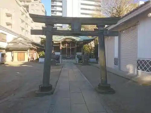 綾瀬稲荷神社の鳥居